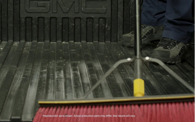 一体成型碳纤维复合材料（CFRP）皮卡车货箱的创新性和耐用性